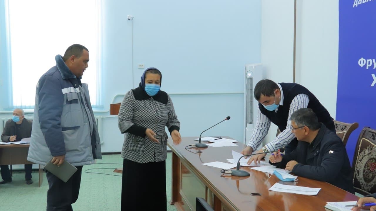 Ф.Шарипов навбатдаги фуқаролар қабулини ўтказди